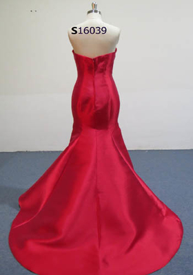 Red Detached Super Long Train Female Wedding Dress Mermaid Bridal Gowns